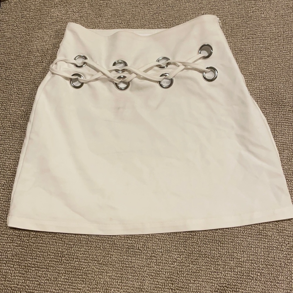Superdown white skirt - size XS